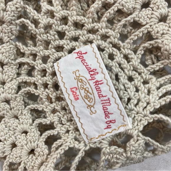 Doily Handmade Boho vintage Crochet Doily Table Cloth Round scalloped Grandma - Picture 2 of 10